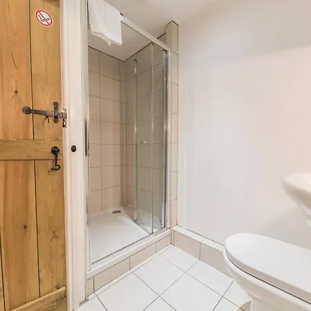 Holiday home Pass The Keys Cosy Victorian Family In *